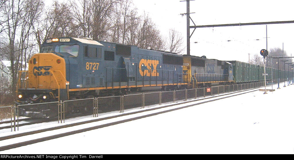 CSX 8727, 8778 on K277